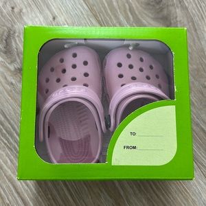 Toddler crocs